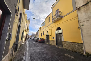 PALAZZINA A TRECASE