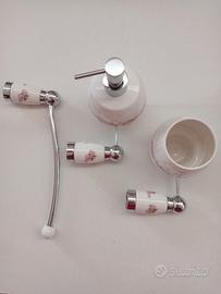 SET 3 PEZZI ACCESSORI DA BAGNO CROMO/CERAMICA