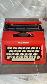 Macchina da scrivere Olivetti