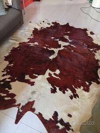 Tappeto in pelle di mucca vintage