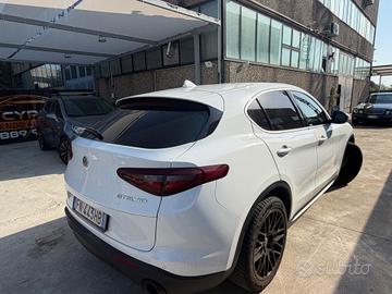 Alfa Romeo Stelvio 2.2 TD 177CV AUTOMATIC 4X4 EURO
