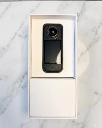 Insta360 x3