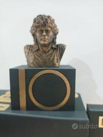 busto  Maradona  