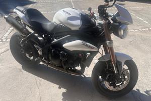 Triumph Speed Triple 1050 - 2015