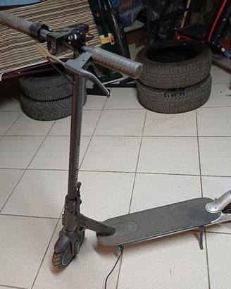 Monopattino elettrico Xiaomi
