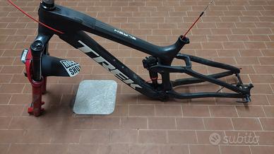 MTB telaio e sospensioni trek slash 9.8 2019