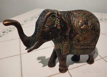Statuetta elefante indiano in bronzo