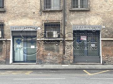 Negozio Ferrara [ML166VCG]