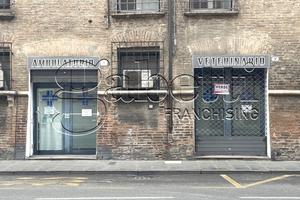 Negozio Ferrara [ML166VCG]