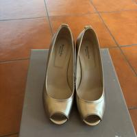 Scarpe dorate in cuoio peep toe, tacco 10 cm, n 37