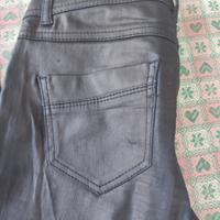 pantalone blu in similpelle 