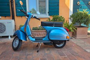 Piaggio Vespa PX150E