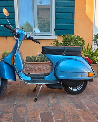 Piaggio Vespa PX150E