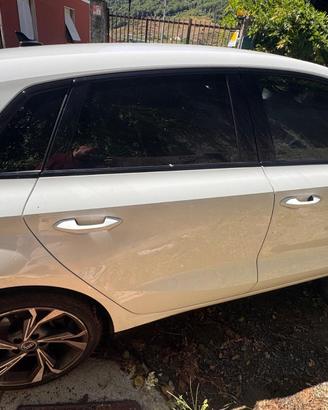 Audi A3 Sportback 35 TDI S tronic (150 CV) –