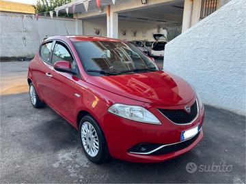 Lancia Ypsilon 1.2 69 CV 5 porte GPL Ecochic Gold 