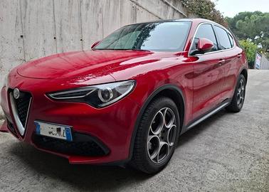 Alfa Romeo Stelvio 2.0 Turbo 280 CV AT8 Q4 First E