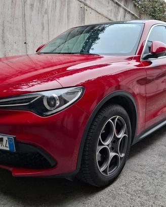 Alfa Romeo Stelvio 2.0 Turbo 280 CV AT8 Q4 First E