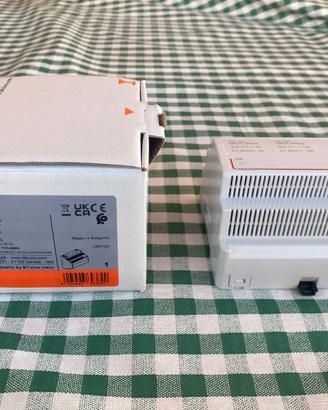 Alimentatore per impianti audio e video 2 fili in