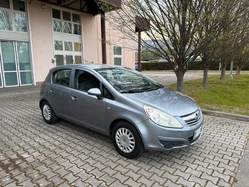 Opel corsa benzina 110.000km