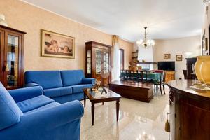 4 LOCALI A FOLIGNANO