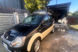 FIAT PANDA CROSS