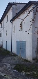 Vendersi Abitazione con ingresso indipendente