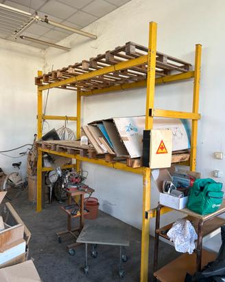Scaffale professionale