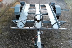 carrello porta moto sfrenato