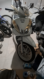 Honda sh300i