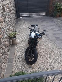 Moto guzzi v35c cafe race