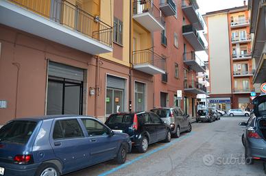 Locale commerciale uso rendita ad Avellino