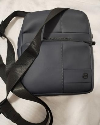 borsello uomo blu scuro tessuto tecno antipioggia