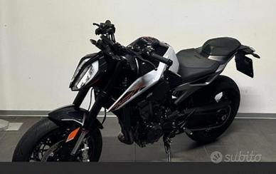 Ktm duke l abs 790