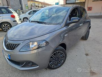 Lancia Ypsilon 1.0 FireFly 5 porte S&S Hybrid Ecoc