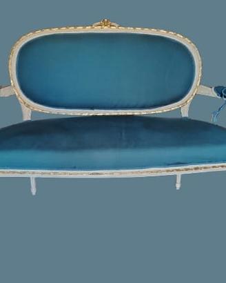 Poltrone e divanetto anni 60