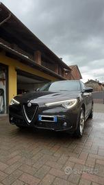 Alfa Romeo Stelvio 2.2 t Executive Q4 210c