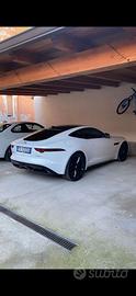 Jaguar f-type R dynamic