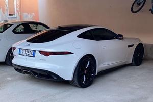 Jaguar f-type R dynamic