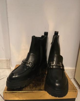 Stivaletti neri Tulipano n37