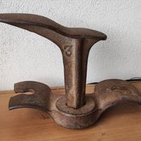 Forma per scarpe in ferro 