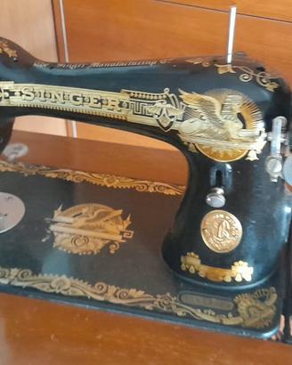 Macchina da cucire Singer anni '40