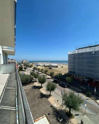Appartamento di 92 m² con 5 locali e posto auto a 
