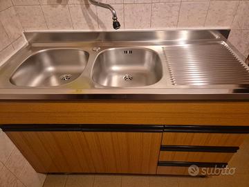 Lavello in acciaio più mobile al miglior offerente