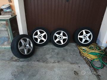 4 gomme invernali usate con cerchioni in lega