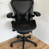 Herman Miller Aeron full-optional con posture-fit