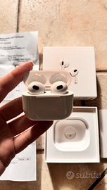 AirPods bianche, 3 generazione