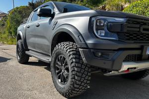 Ford raptor exreme