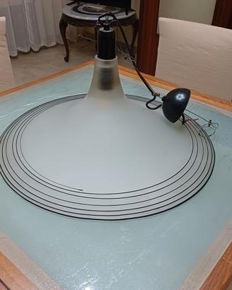 Lampadario a campana in vetro opaco