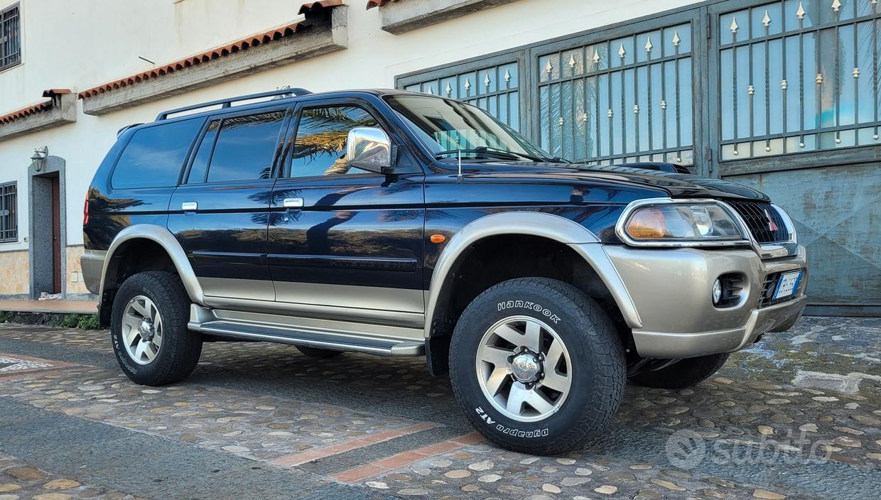 MITSUBISHI Pajero Sport