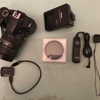 Nikon D3200, 16-85 mm + accessori